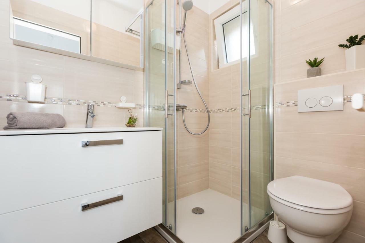 Villa Pergola-Apartment Toni Mlini Dış mekan fotoğraf